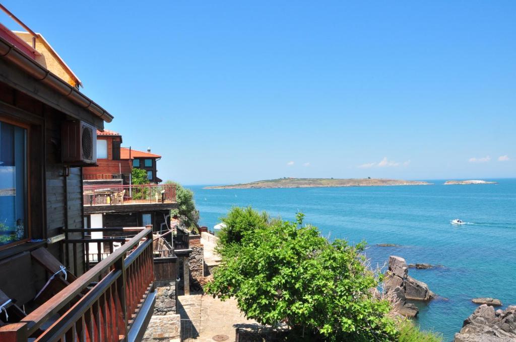 Deep Blue Guest House Sozopol Ngoại thất bức ảnh