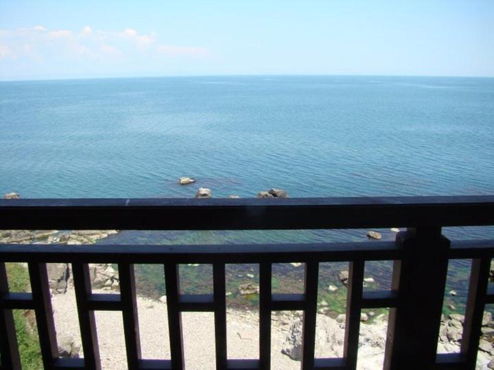 Deep Blue Guest House Sozopol Ngoại thất bức ảnh